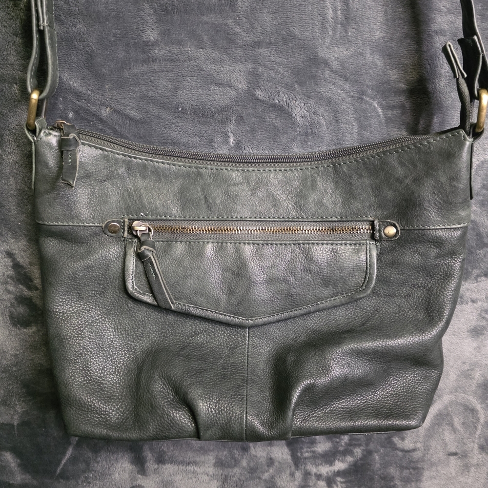 Green 100 % Cowhide Leather Shoulder Bag